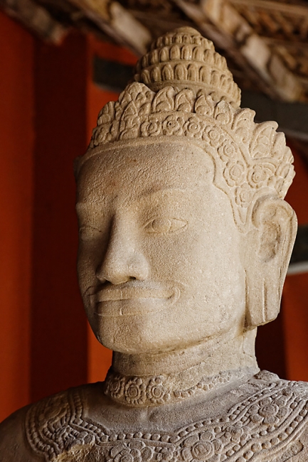 Phnom Penh-Musée National-048